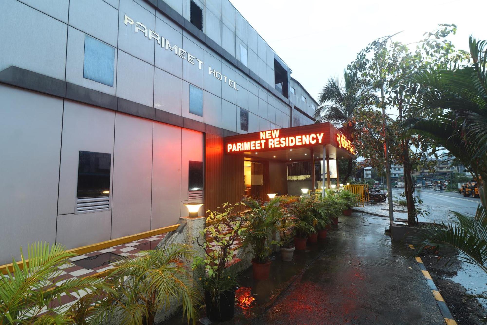 ホテル New Parimeet Residency ナビムンバイ エクステリア 写真